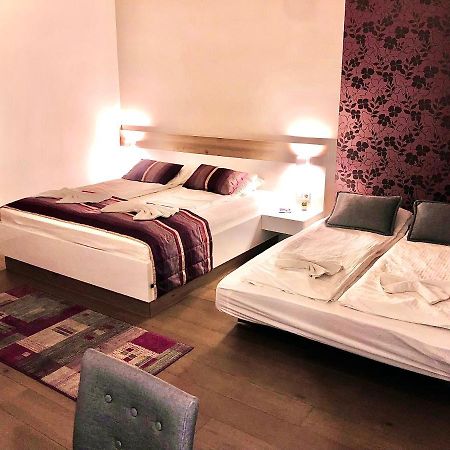 Urban Apartments Strossa サラエヴォ エクステリア 写真