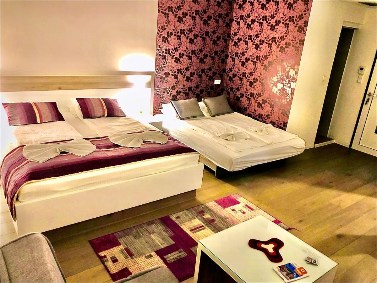 Urban Apartments Strossa サラエヴォ エクステリア 写真