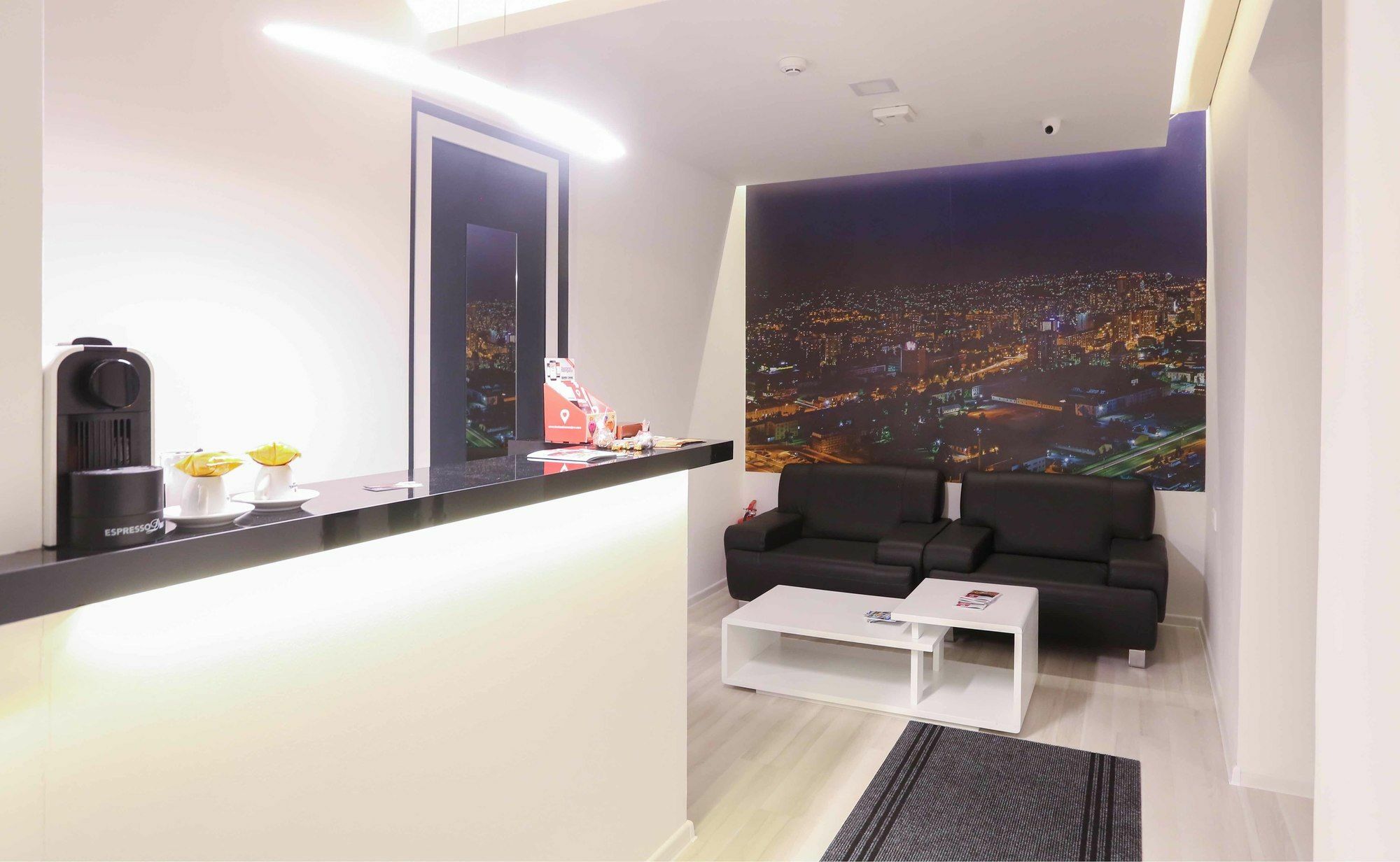 Urban Apartments Strossa サラエヴォ エクステリア 写真